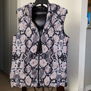 Lululemon Reversible Hooded Vest Size 10